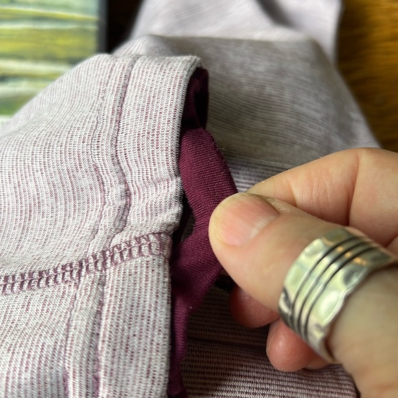 C9 by Champion mock neck pin stripe pullover nicely detailed L burgundy & ivory - Picture 7 of 7